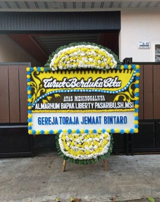 Papan Bunga Duka di Air Salemba